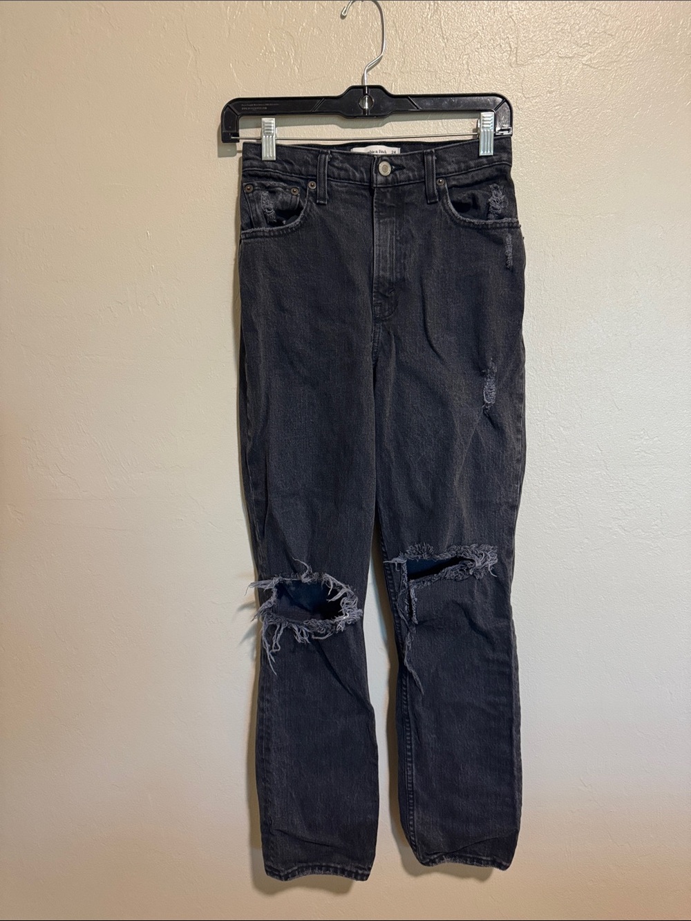 Abercrombie & Fitch Black Distressed Straight-Leg Jeans